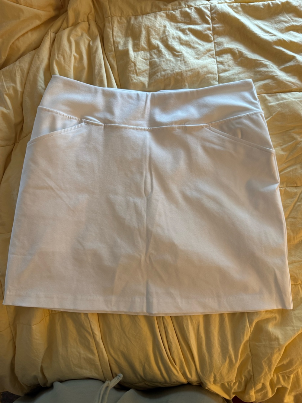 Lilly Pulitzer Luxletic skort size 8